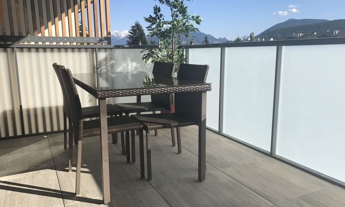 Annecy Apartment | Beautiful new apartment near lake and town center