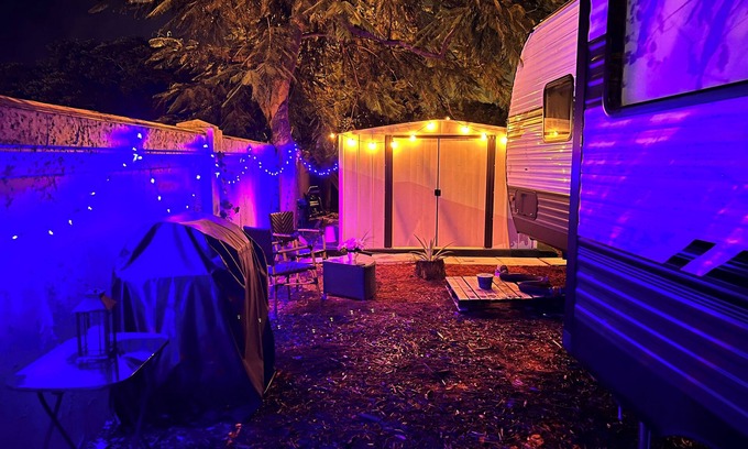 Pompano Beach RV Rental | Beautiful new Camper RV Private.