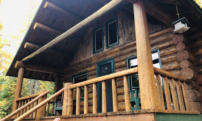 Masardis Cabin | Beautiful Northern Maine Log Cabins for Hunting and Snowmobile Enthusiasts
