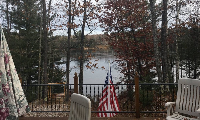 Lake Tomahawk Cabin | Beautiful northwoods getaway on private lake close to snowmobile trails and town