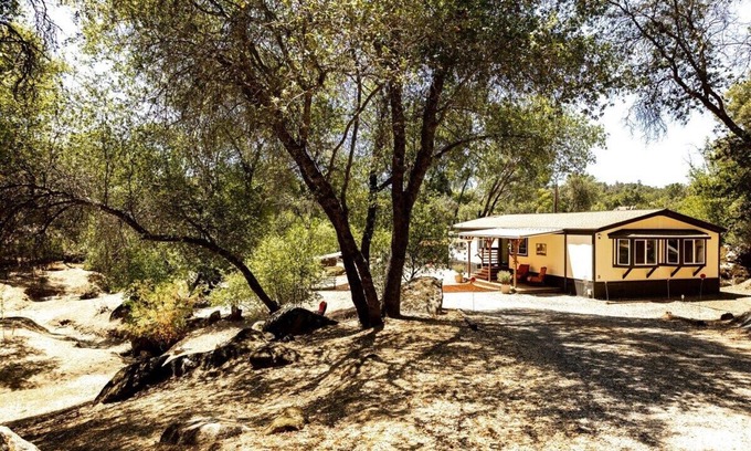 Mariposa House | Beautiful Oasis,Relax, Refresh, Tranquil, Escape,near Yosemite National Park!