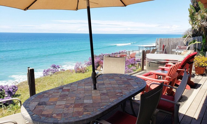 Leucadia House | Beautiful Oceanfront Home, Gorgeous Views, jacuzzi, Deck and Patio! Best Value!