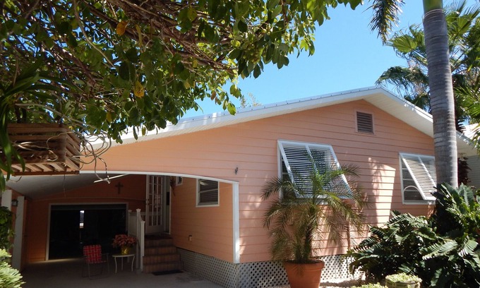 Little Torch Key Cottage | Beautiful Old Fashion First Floor Tropical Garden Canal Front Cottage on MM 26