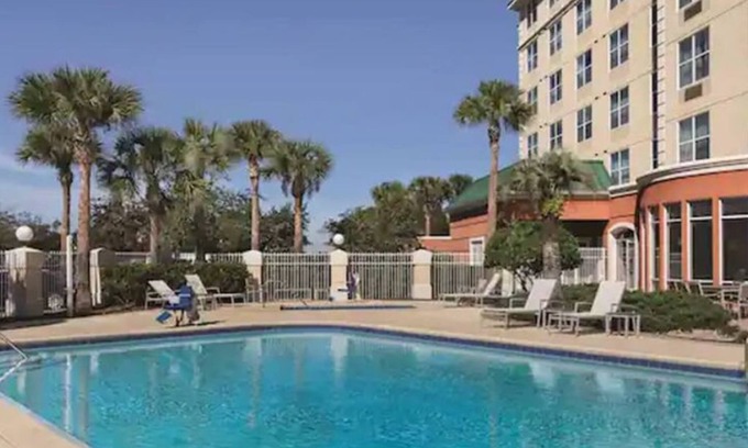 Airport North House | Beautiful Orlando! 2Queen bed. Rest, Relax, fun!