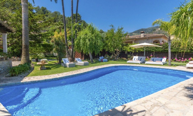 Mancor de la Vall Villa | Beautiful private villa for 8 guests with A/C, private pool, WIFI, TV, patio and panoramic view