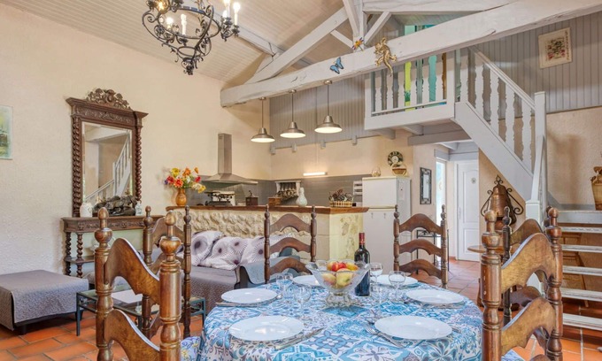 Gaillan-en-Medoc House | Beautiful private villa for 6 people with WIFI, TV, terrace and pets allowed