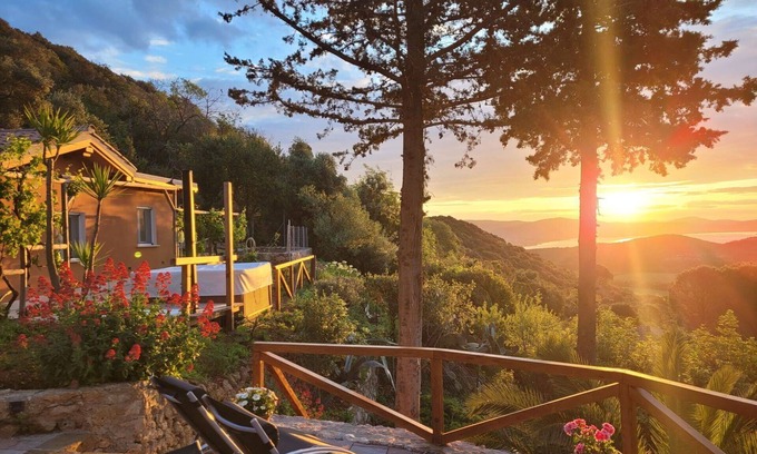 Monte Argentario House | Beautiful private villa for 6 guests with A/C, hot tub, WIFI, TV, patio and pets allowed