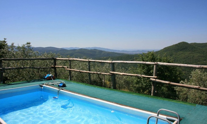 Subbiano Villa | Beautiful private villa for 2 guests with WIFI, private pool, A/C and TV, close to Arezzo