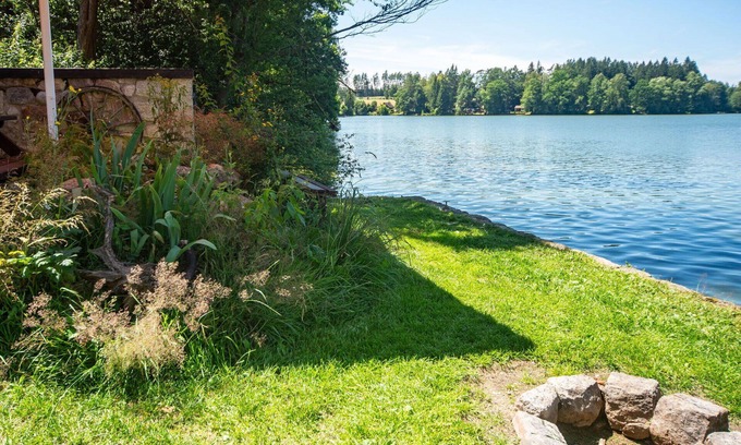 Strizovice House | Beautiful private villa for 6 guests with WIFI, TV, patio, pets allowed and parking