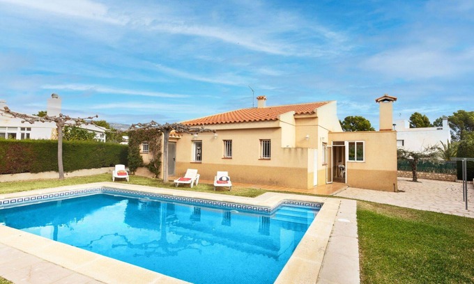 L Almadrava Villa | Beautiful private villa with A/C, WIFI, private pool, TV, patio, pets allowed and parking