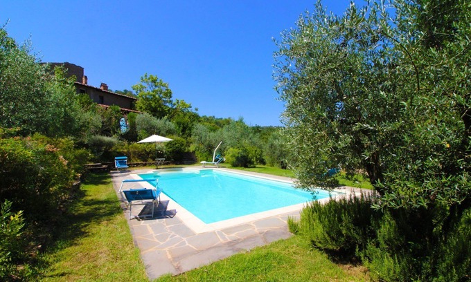 Monte San Savino Villa | Beautiful private villa for 4 guests with A/C, WIFI, private pool and TV, close to Arezzo