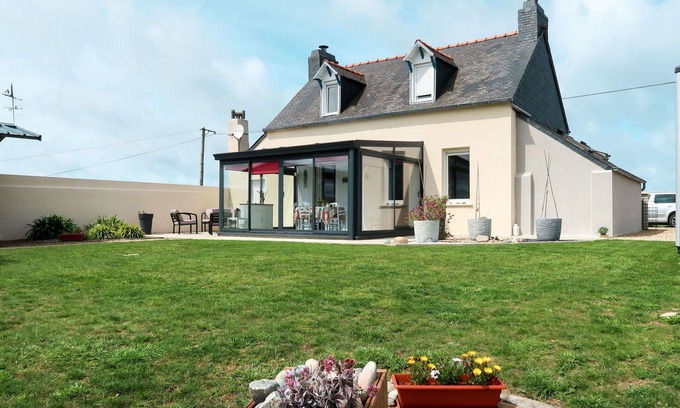 Pleubian House | Beautiful private villa for 4 people with WIFI, TV, terrace and pets allowed