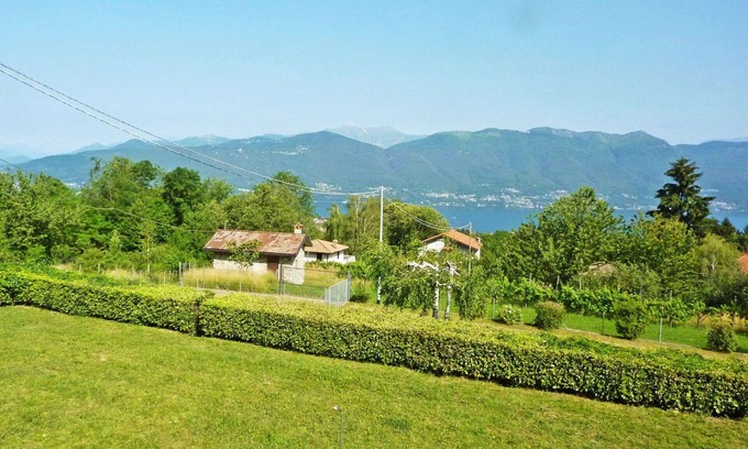 Porto Valtravaglia House | Beautiful private villa for 6 people with WIFI, TV, terrace and pets allowed