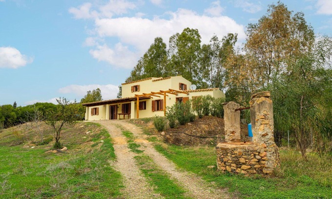 Muravera House | Beautiful private villa for 4 people with WIFI, A/C, TV, pets allowed and panoramic view