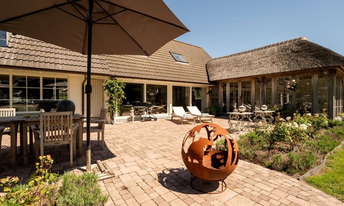De Haan Villa | Beautiful private villa for 12 guests with WIFI, TV and patio