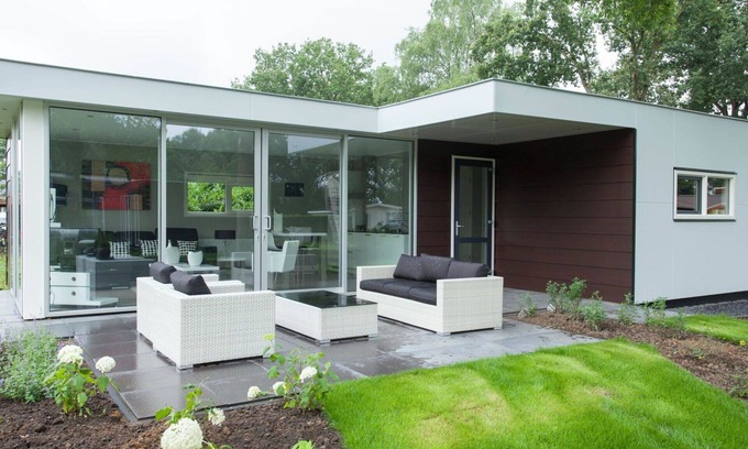 Susteren House | Beautiful private villa for 6 guests with pool, WIFI, TV, terrace and parking