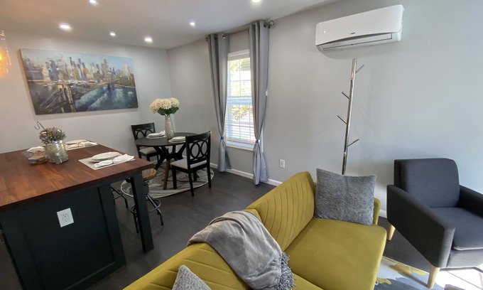 Snellville Apartment | Beautiful Quiet Apartment