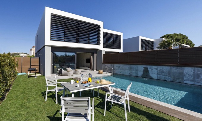 Ixia Villa | Beautiful Rhodes Villa | 3 Bedrooms Rhodes Villa with Private Pool | Ialysos.