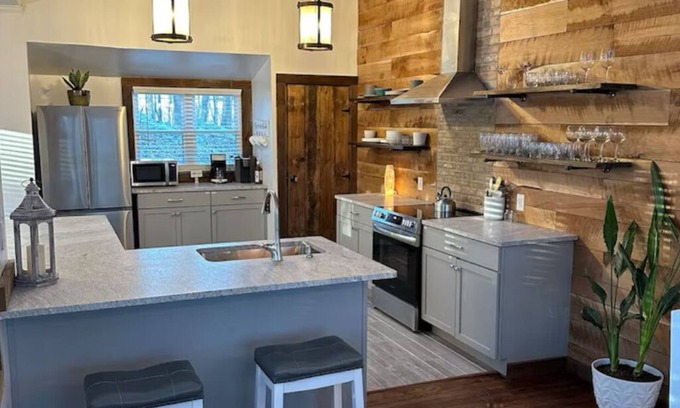 Orrtanna House | Beautiful rustic/newly renovated Home near Gettysburg, PA