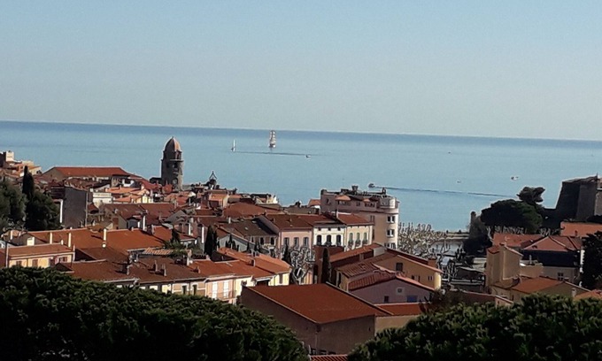 Collioure Apartment | Beautiful sea view duplex with terrace, garage