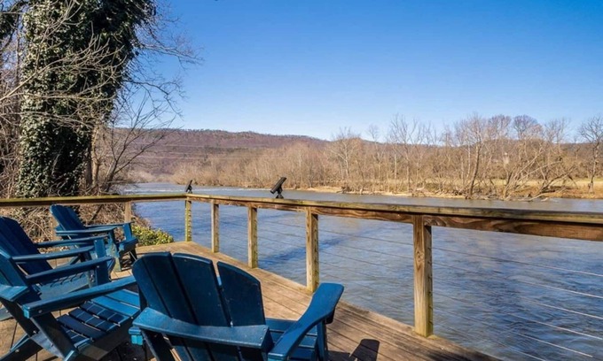 Shenandoah House | Beautiful Secluded riverfront home with double decks Firepit, Hot Tub, Kayaks