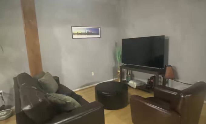 Downtown West Apartment | Beautiful Spacious Loft in the Heart of St. Louis