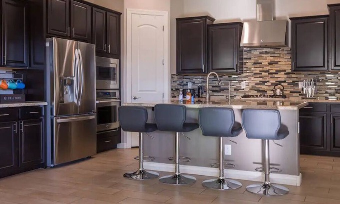Surprise Farms House | Beautiful Spacious Oasis w/ Pool and BBQ