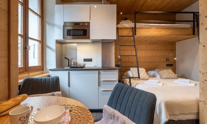 La Clusaz Apartment | Beautiful Studio with Sauna in the Heart of the Village