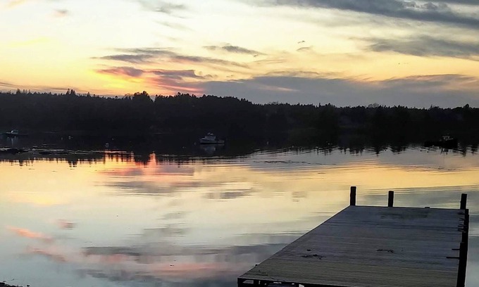 Bass Harbor House | Beautiful sunsets and relaxing days, are waiting for you at Harborside Cottage.