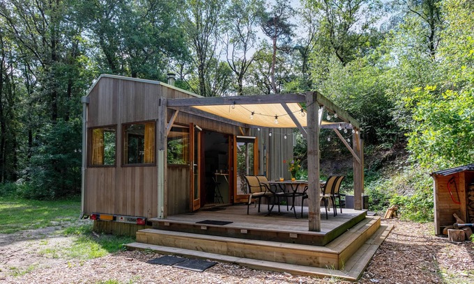 Uden House | Beautiful tiny house with hottub in the woods