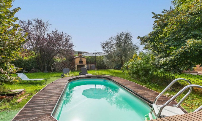 Bollano House | Beautiful villa with hot tub, private pool, A/C, WIFI, TV, patio, pets allowed and panoramic view