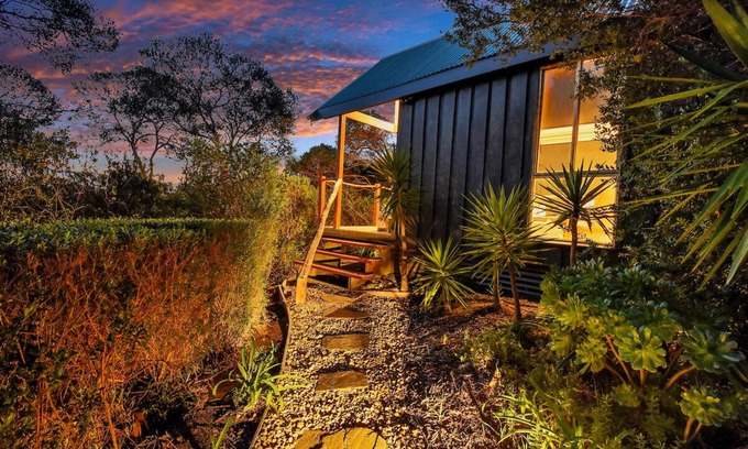Rye Cottage | Beautiful views in a private, quiet street