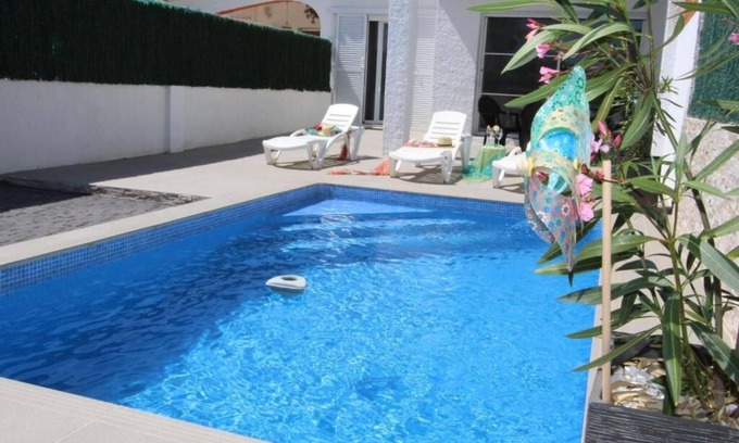Riumar Villa | BEAUTIFUL VILLA 50 meters from the beach of RIUMAR + PRIVATE SWIMMING POOL, 6 people