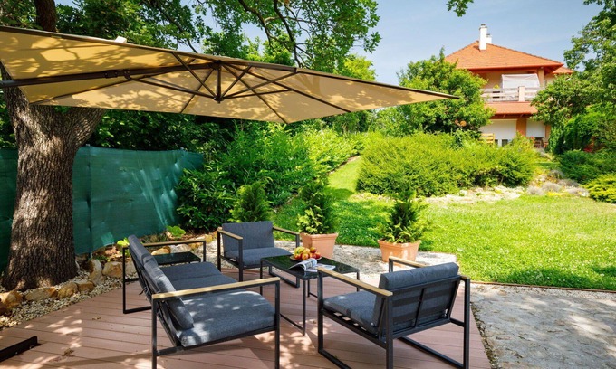 Revfulop Villa | Beautiful villa for 6 guests with WIFI, TV and terrace