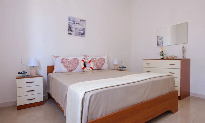 Torre Castiglione Villa | Beautiful villa for 6 guests with A/C, WIFI, TV, terrace and panoramic view