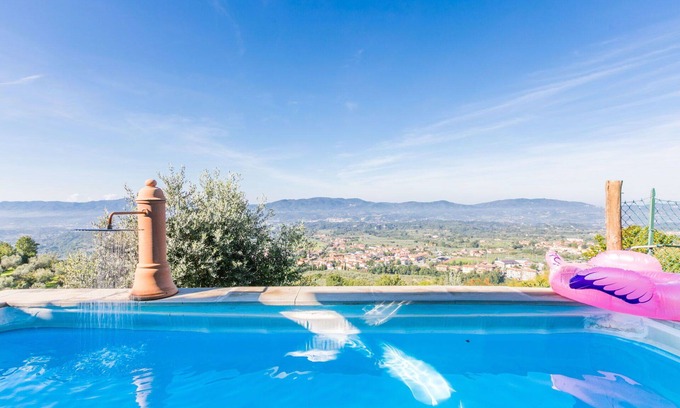 Bivio Pozzo Villa | Beautiful villa with WIFI, A/C, private pool, TV, patio, pets allowed and panoramic view