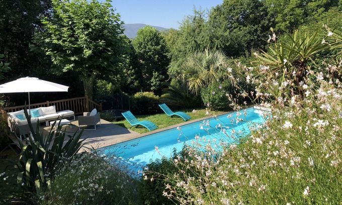 Behobie House | Beautiful villa with pool near Saint-Jean-de-Luz - rated furnished holiday *