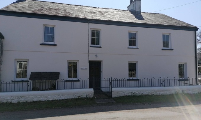 Gwynfe Other | Beautiful Village Farmhouse, Stunning Views