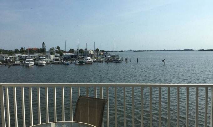 St. Petersburg - Clearwater Condo | Beautiful waterfront view condo a