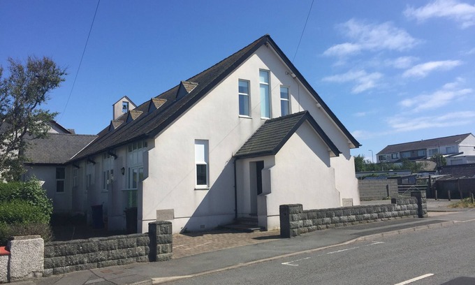 Rhosneigr House | Beautifully Converted 2 Bedroomed Church - Sleeps 6 with new Bathroom for 2024