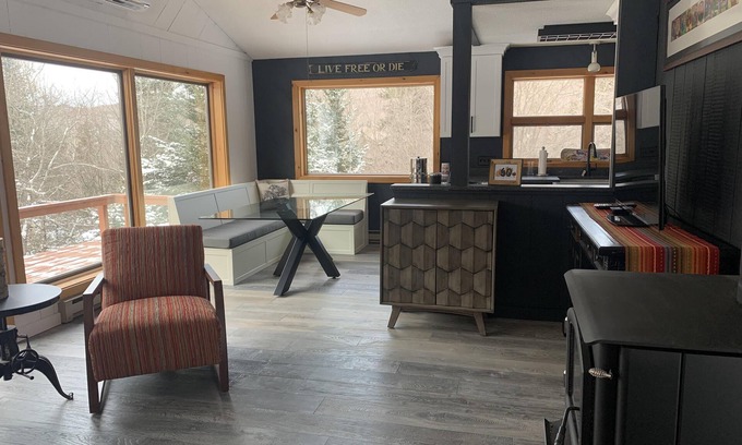 West Dover House | Beautifully Renovated Seasonal Rental near Mount Snow