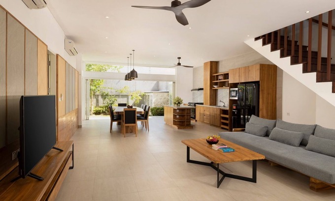 Sunset Road House | Beautifully Serene 5 Bedroom Villa, Seminyak