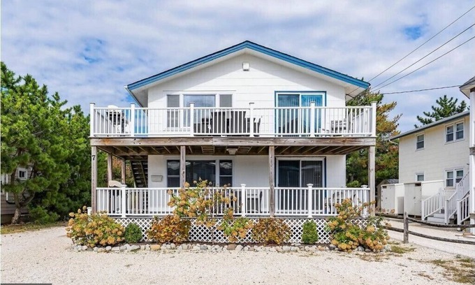 Beach Haven Park House | Beautifully Updated Oceanside Duplex - Upstairs Unit