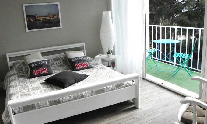 La Ciotat House | Bed and Breakfast LA CIOTAT, Beach 5mn on footn06.58.86.57.30