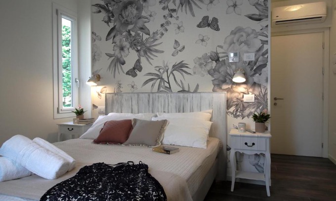 Reggio nell'Emilia House | Bed & Basta City
