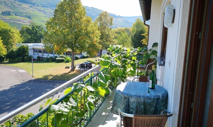 Kaimt Bed & Breakfast | Bed & Breakfast Shower/WC, Moselblick - Schier, Appart-Pension