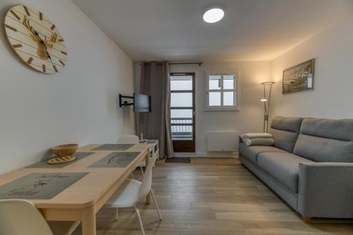 Villard-Reculas Apartment | Bel appart rénové Les Granges 26