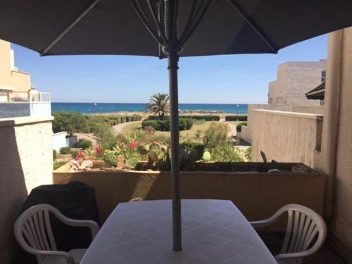 Le Barcares Apartment | Bel appartement 3 pièces - 6 pers - Accès plage direct - Parking - TV/Lave-vaisselle/Lave-linge - FR-1-81-273