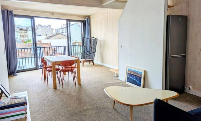 Malakoff Apartment | Bel Appartement Traversant de 3 Chambres Plein sud
