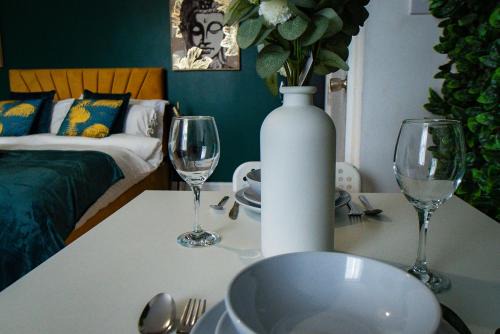 Huddersfield Apartment | belgian studio Apt 2